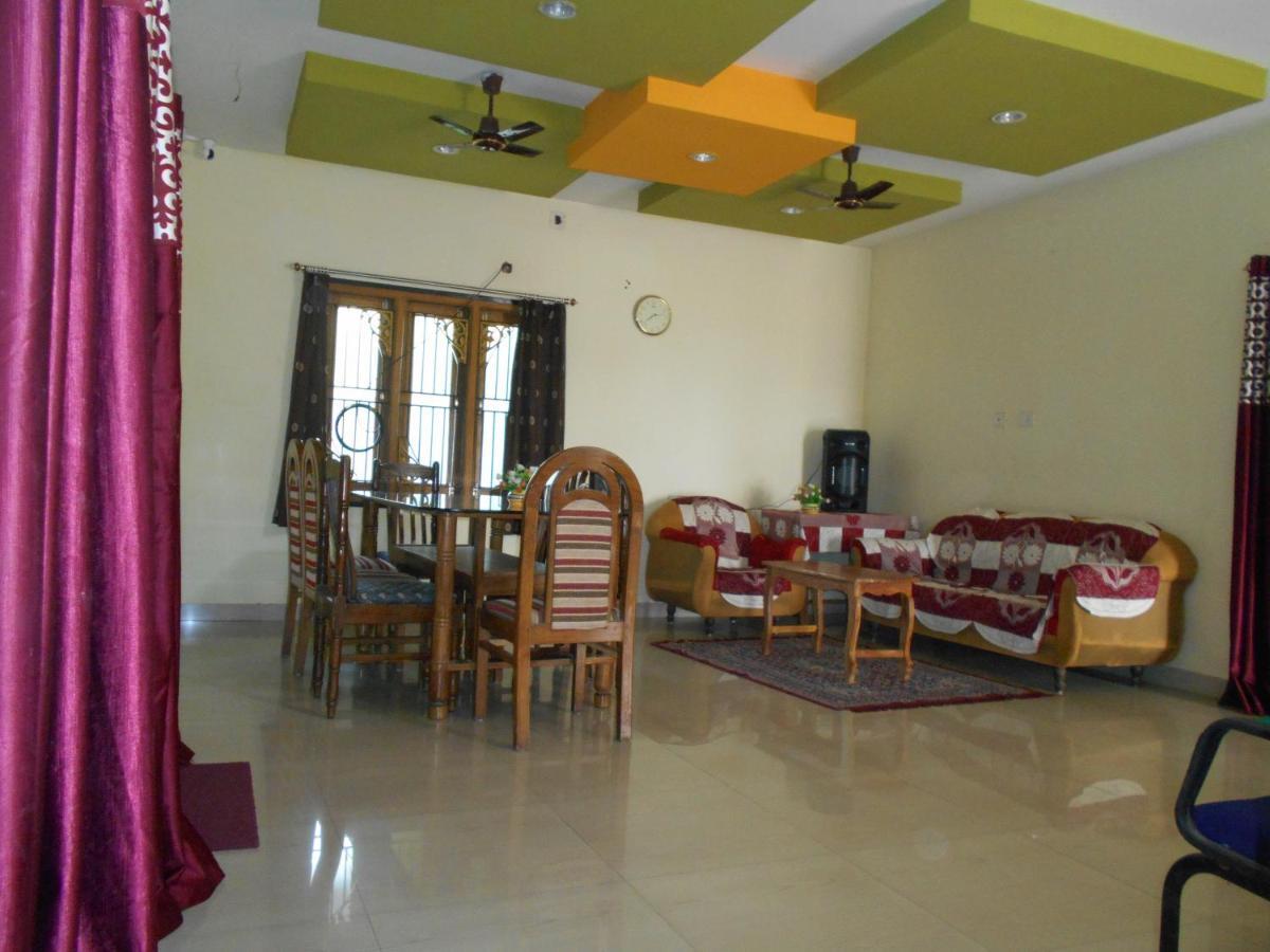 Wekare Guest House Bhubaneswar Exterior photo