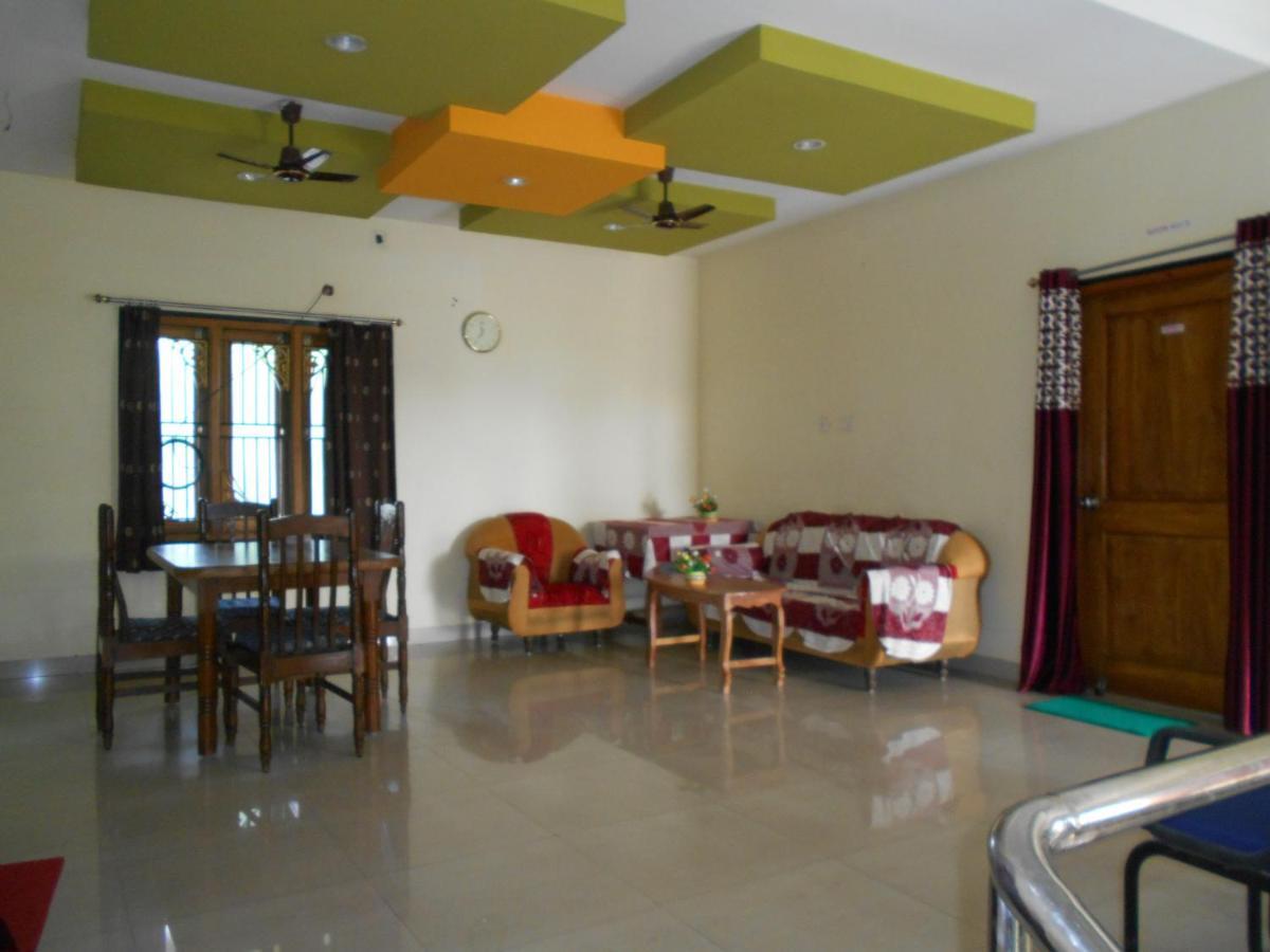 Wekare Guest House Bhubaneswar Exterior photo